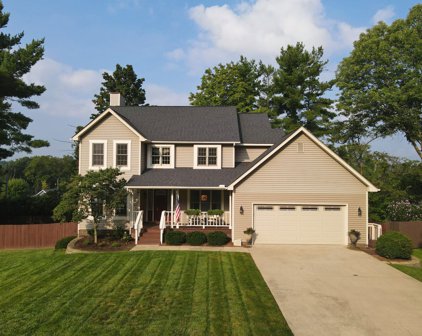 2807 N Blue Slopes Drive, Bloomington