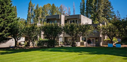 17001 Inglewood Road NE Unit #M-104, Kenmore