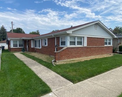 9942 W Cermak Road, Westchester