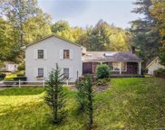 15 Sachems Trail, Simsbury image