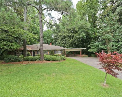 200 Laurel Forest Ne Circle, Atlanta