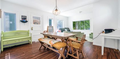 912 Parker Street, White Rock
