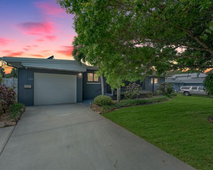 2300 Country Club Road, Melbourne