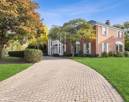 119 Indian Trail Road, Oak Brook