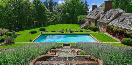 714 Western Run Rd, Cockeysville