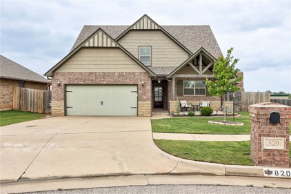820 Lindsey Lane, Moore