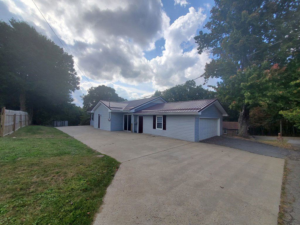 Real Estate For Sale Mt. Hope WV MLS 88675 113 Luke Court, Mt. Hope