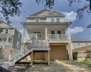 2616 Pretty Lake Avenue, North Norfolk image
