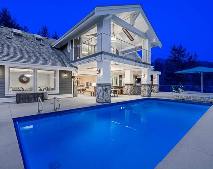 4667 Woodridge Place, West Vancouver