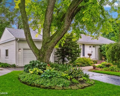 401 N Derbyshire Avenue, Arlington Heights