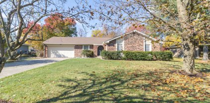 318 Woodland West Drive, Greenfield