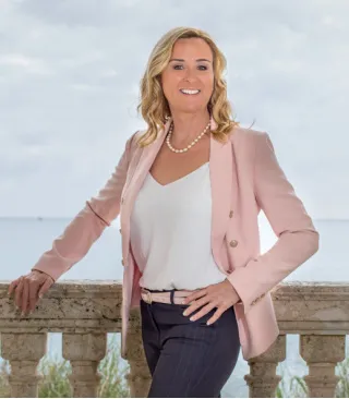 Suzane Downs