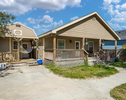 1015 N Hood St, Rockport