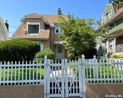 87-46 134th Street, Richmond Hill
