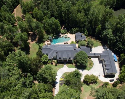 345 Bardolier, Johns Creek