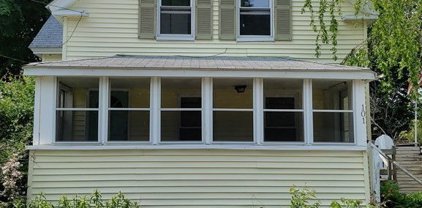 101 Spring St, Marlborough