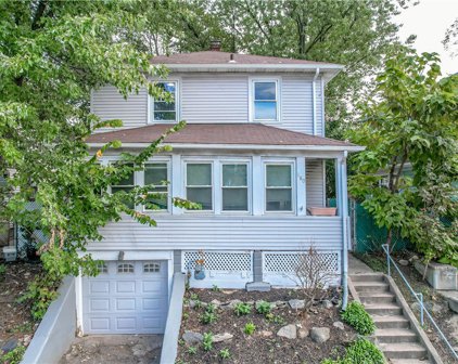 180 Warwick Avenue, Cranston