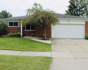 20900 BAYSIDE, St. Clair Shores image