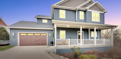 907 Platt Avenue, Lake Geneva