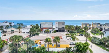 902 E 11th Avenue, New Smyrna Beach