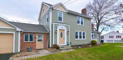 1059 Amostown Rd, West Springfield