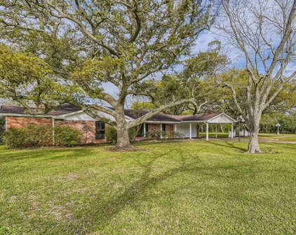 6211 Sjolander Road, Baytown