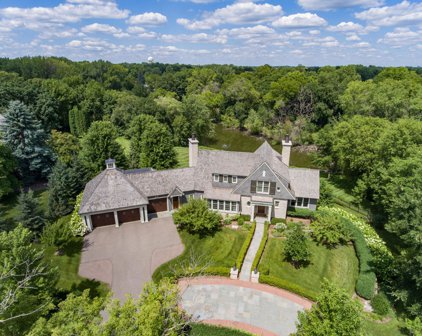 6400 Interlachen Boulevard, Edina