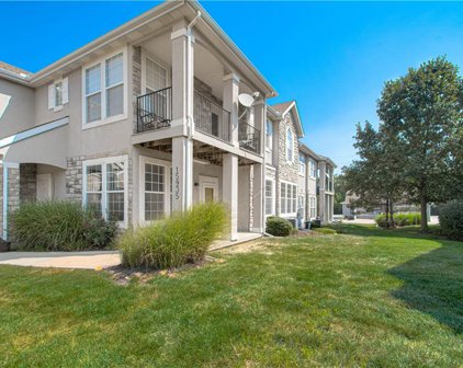 15935 S Crestview Drive, Olathe
