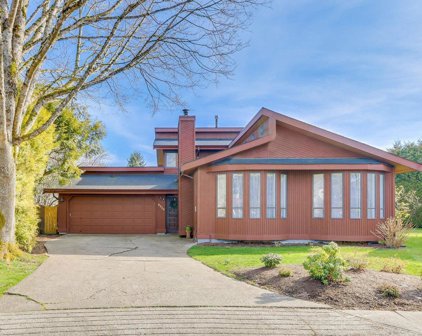 8320 Demorest Place, Richmond