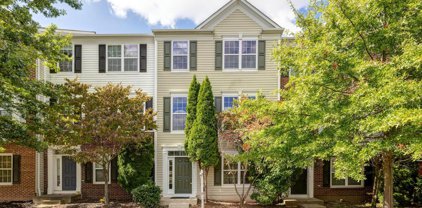 5096 Village Fountain Pl, Centreville