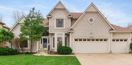 13701 W 75th Court, Shawnee