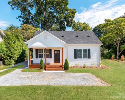 394 Woodlawn  Street, Belmont