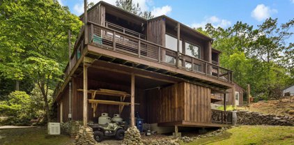 151 Hilltop  Road, Black Mountain