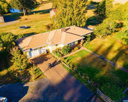 43157 Thomas Dr, Scio