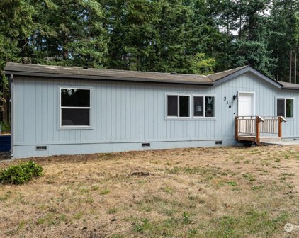 516 W Ocean View Drive, Oak Harbor