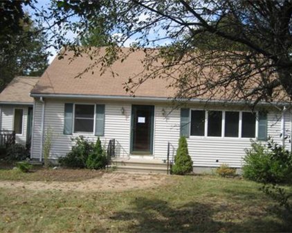 153 Linden St, Boylston
