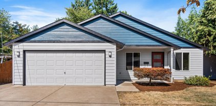 760 8TH AVE, Sweet Home