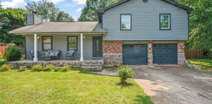 628 Summerville Drive, Lawrenceville