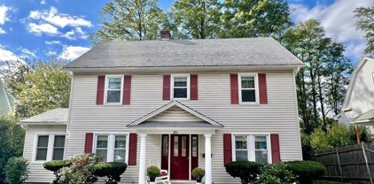 204 Burncoat St, Worcester