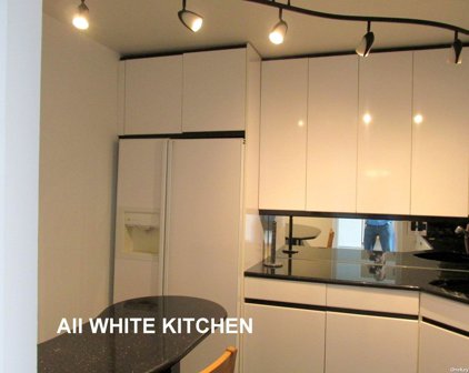 2 Bay Club Drive Unit #12K, Bayside
