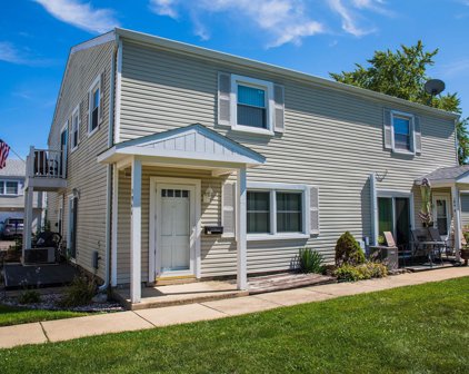 194 Robert Court Unit #C, Bartlett