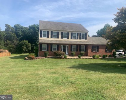 10 Rolling Hgts Ln, Chester Heights