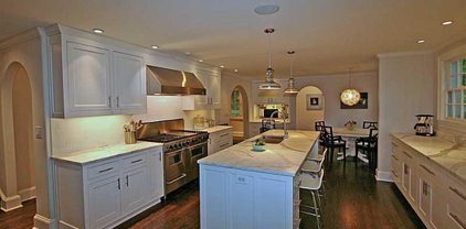 3897 Powers Ferry Road, Atlanta