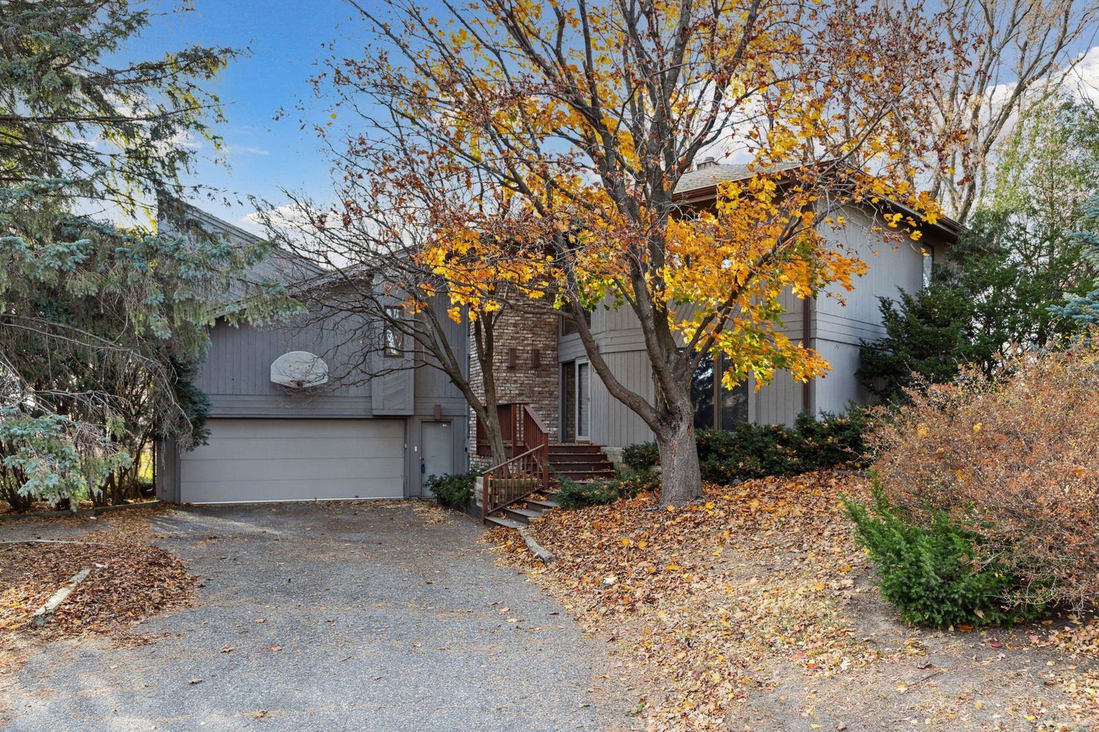 1309 Knollwood Lane, Mendota Heights, 55118