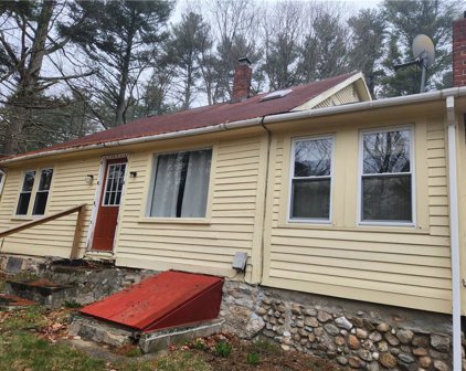107 Danielson  Pike, Foster