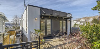 6409 23rd Avenue S, Seattle