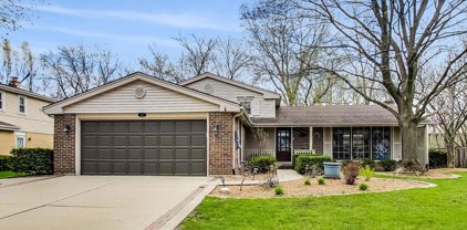 303 E Burr Oak Drive, Arlington Heights