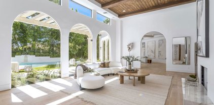 1571  Tower Grove Dr, Beverly Hills