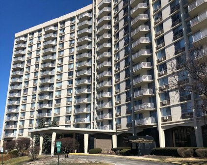 40 N Tower Road Unit #1F, Oak Brook