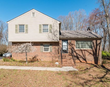 465 Hickok Road, Lynchburg